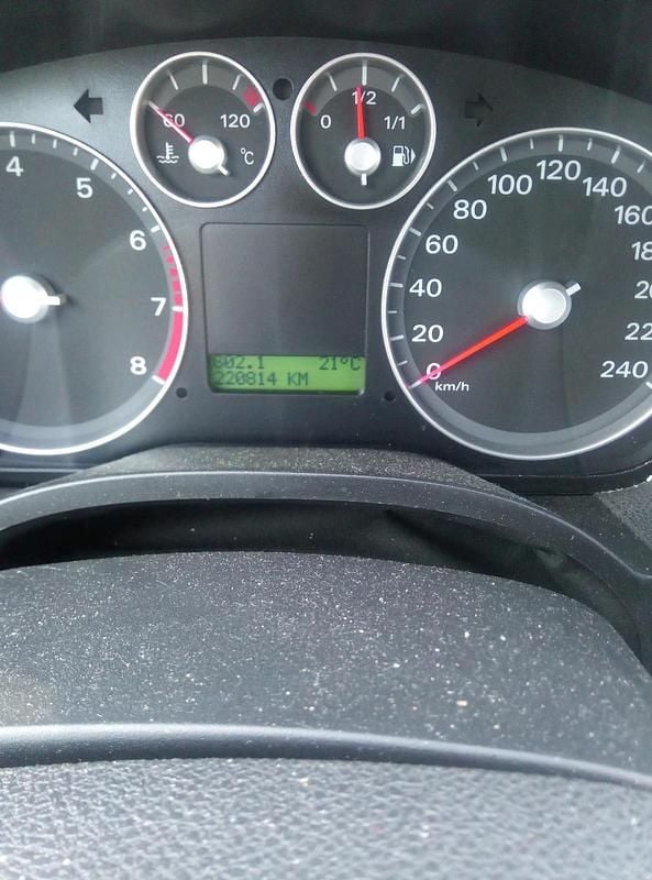 Gebraucht Ford Focus 105 PS (77 kW) 2006 Silber Kombi