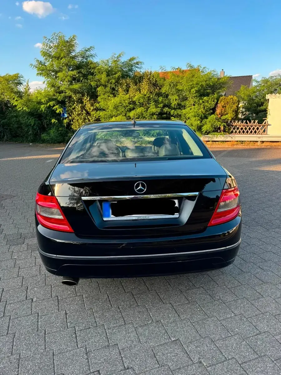 Gebraucht Mercedes C200 Avantgarde 184 PS (135 kW) 2008 Schwarz Limousine