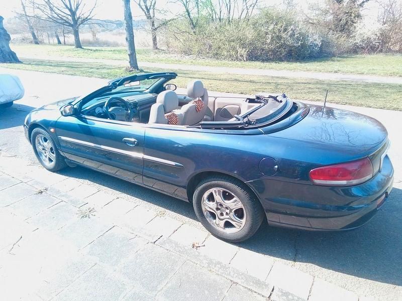Gebraucht Chrysler Sebring Cabriolet Limited 203 PS (149 kW) 2003 Blau Cabrio