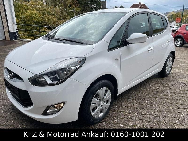 Gebraucht Hyundai ix20 Classic 90 PS (66 kW) 2014 Weiß Kleinwagen