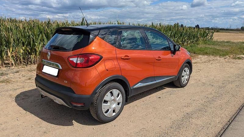 Gebraucht Renault Captur Dynamique 120 PS (88 kW) 2014 Orange SUV