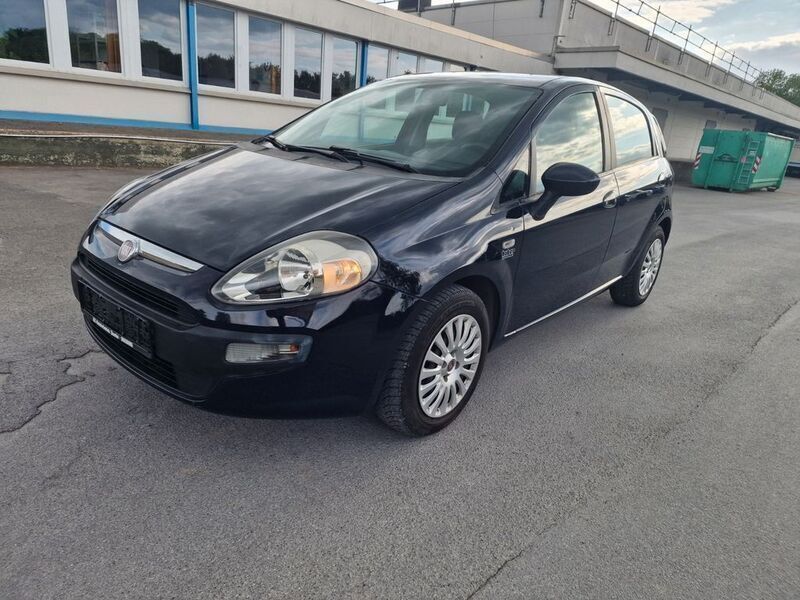 Blau Gebraucht 2011 Fiat Punto Kleinwagen | 2.990 € (Guter Preis) - Bild 1/4