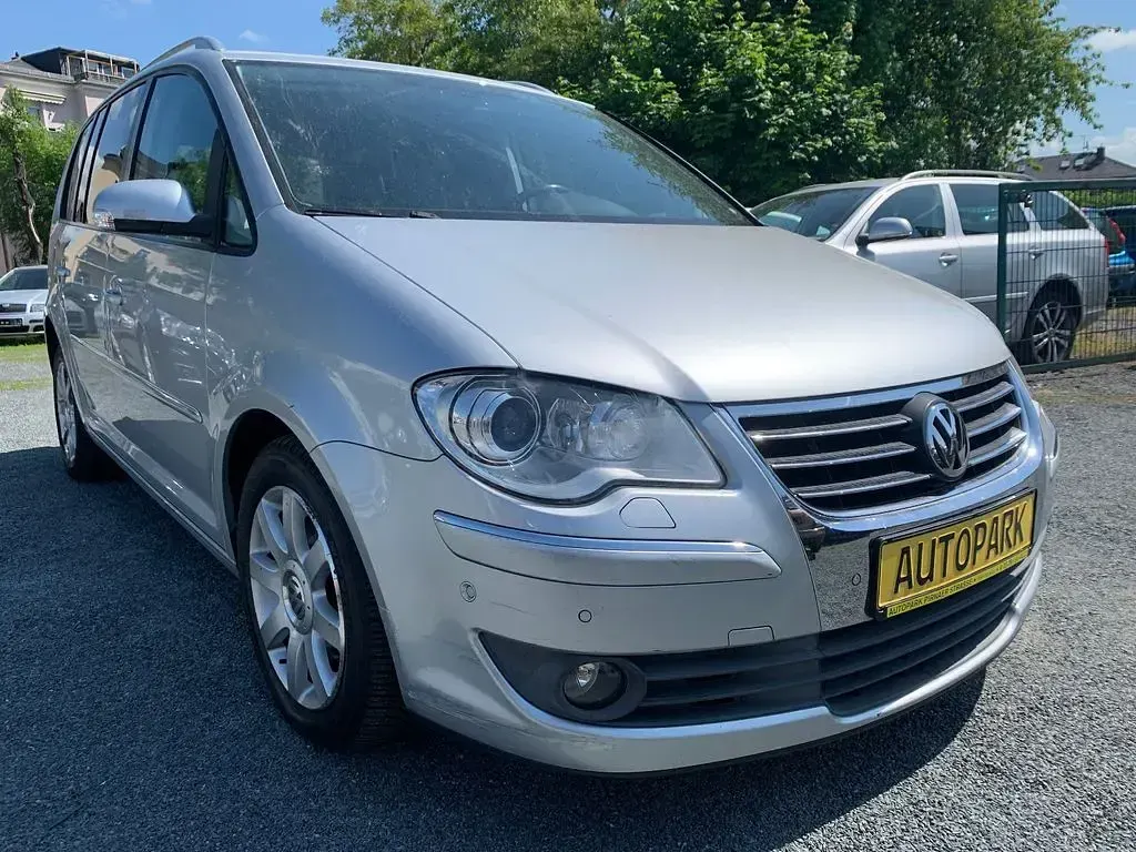 Gebraucht VW Touran 140 PS (102 kW) 2007 Silber Van / Kleinbus