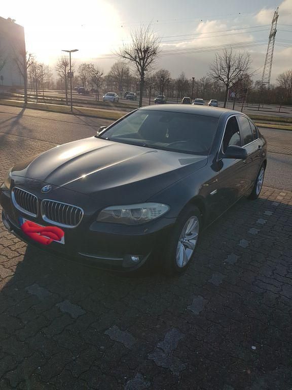 Gebraucht BMW 525 218 PS (160 kW) 2012 Schwarz Limousine