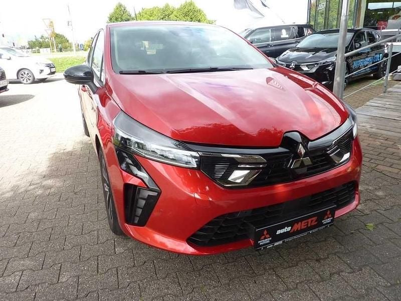 Rot Gebraucht 2024 Mitsubishi Colt Plus Limousine | 21.390 € (Guter Preis) - Bild 1/4
