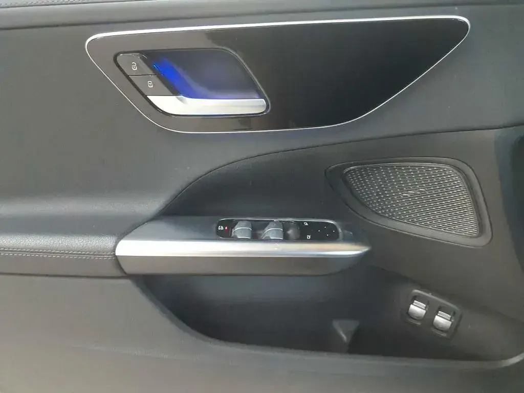 Gebraucht Mercedes C300e AMG line 204 PS (150 kW) 2023 Grau Limousine