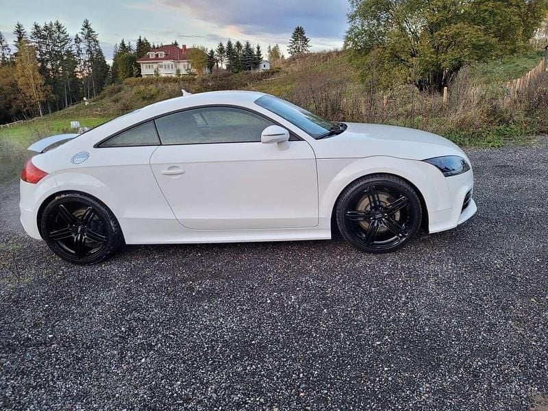 Weiß Gebraucht 2009 Audi TTS Coupé | 14.790 € (Fairer Preis) - Bild 1/4