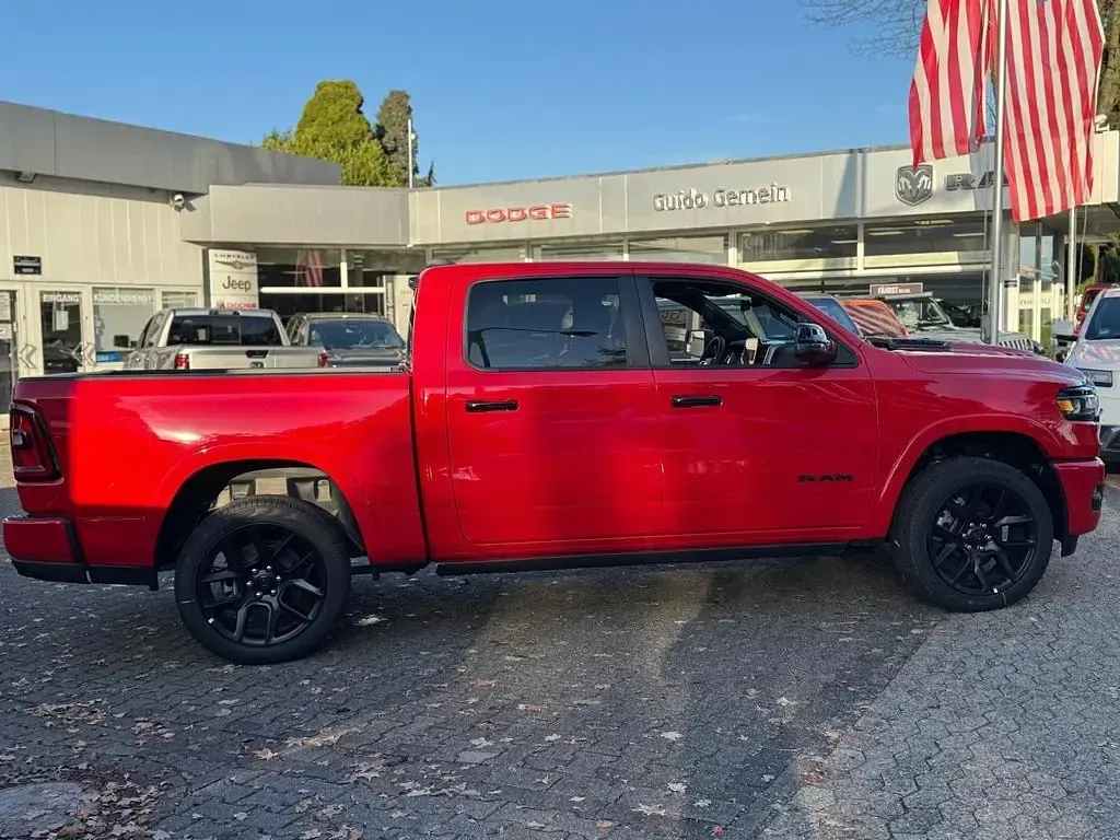 Ny Dodge Ram 420 HK (308 kW) 2025 Rød Pickup / Ladvogn