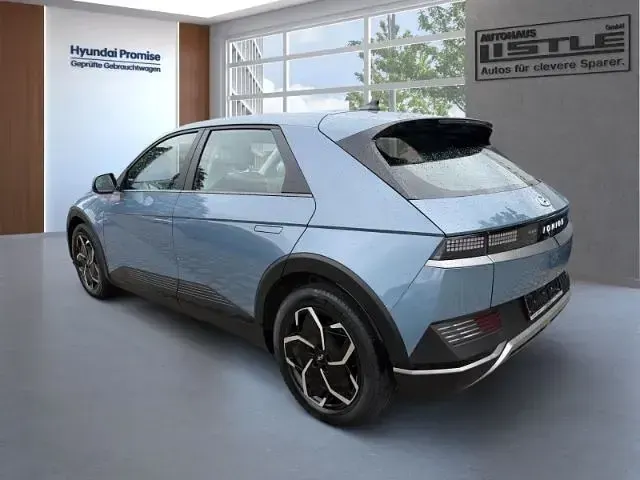 Gebraucht Hyundai Ioniq 5 Basis 125 kW (170 PS) 2023 Lucid blue SUV