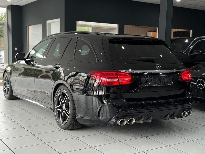 Gebraucht Mercedes C300 AMG 245 PS (180 kW) 2020 Schwarz Limousine