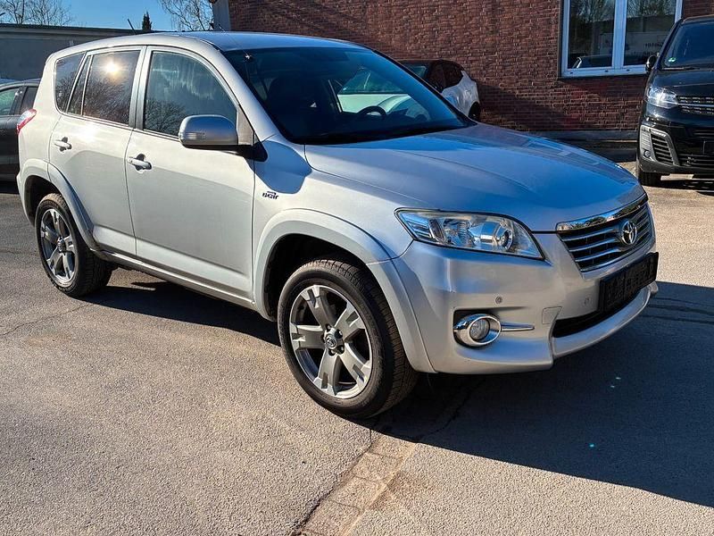 Gebraucht Toyota RAV4 Executive 150 PS (110 kW) 2012 Silber SUV
