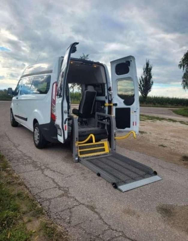 Gebraucht Ford Transit Custom 131 PS (96 kW) 2017 Weiß Kombi