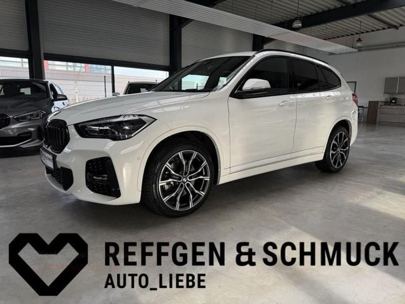 Alpinweiss Gebraucht 2022 BMW X1 M Sport SUV | 33.980 € (Fairer Preis) - Bild 1/4