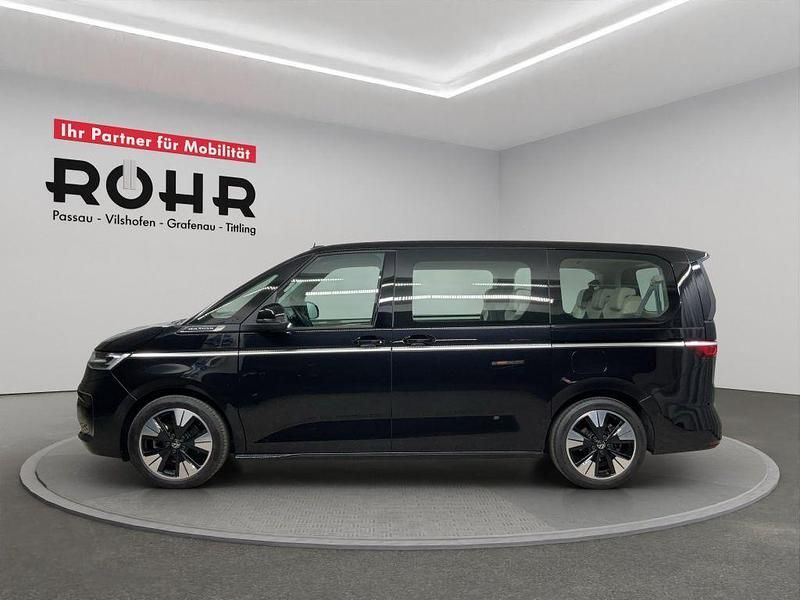 Gebraucht VW Multivan Style 150 PS (110 kW) 2025 Deep black perleffekt Van