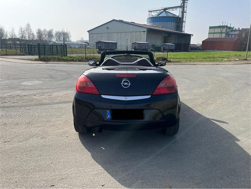 Gebraucht Opel Tigra 90 PS (66 kW) 2006 Schwarz Cabrio