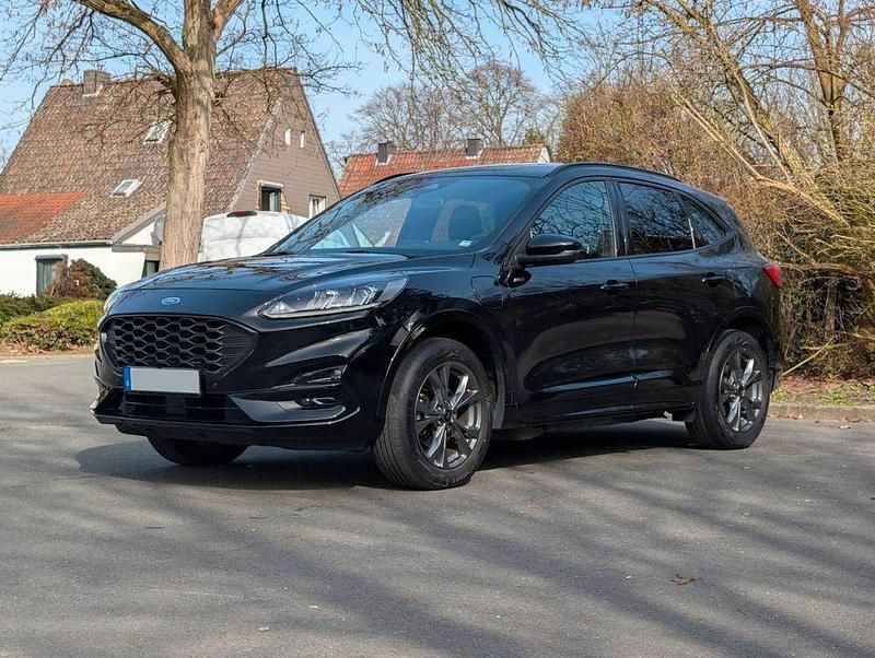 Gebraucht Ford Kuga ST-Line 224 PS (164 kW) 2021 Schwarz SUV