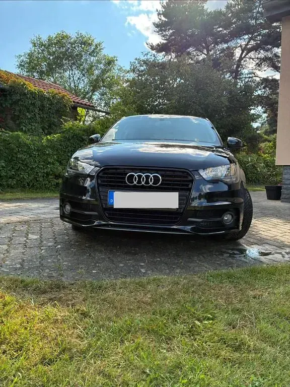 Gebraucht Audi A1 Sportback S-Line 86 PS (63 kW) 2014 Schwarz Kleinwagen