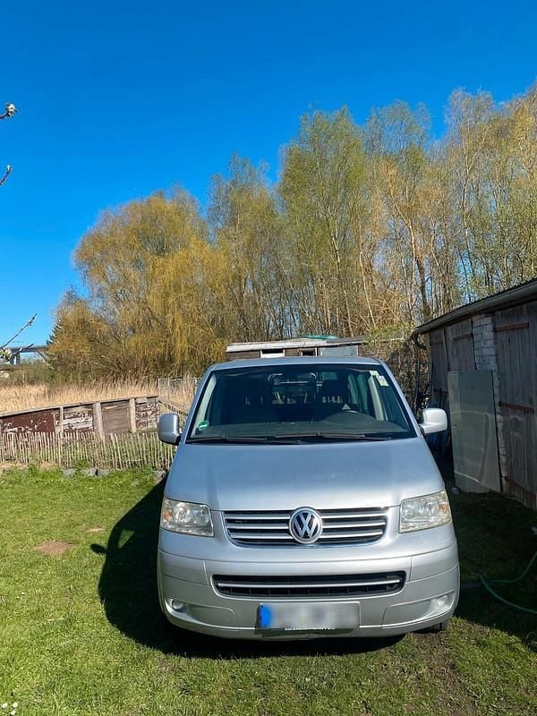 Używany VW Caravelle 133 KM (97 kW) 2005 Srebrny Van