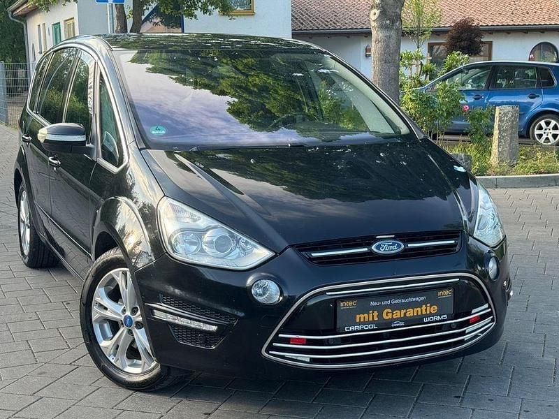 Gebraucht Ford S-MAX Titanium 163 PS (119 kW) 2013 Schwarz Van / Kleinbus
