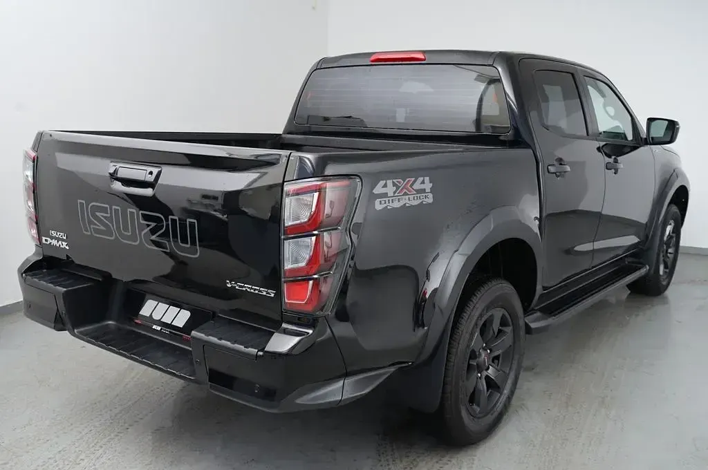 Neu Isuzu D-Max 163 PS (119 kW) 2026 Schwarz Pickup