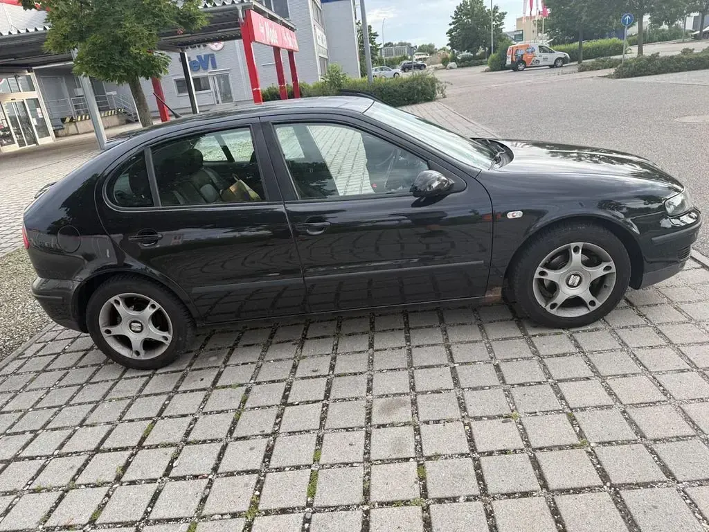 Gebraucht Seat Leon Sport 125 PS (91 kW) 2004 Schwarz Kleinwagen