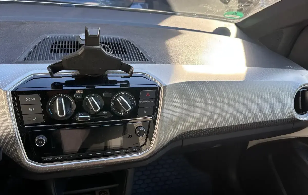 Gebraucht VW up! 90 PS (66 kW) 2018 Weiß Kleinwagen