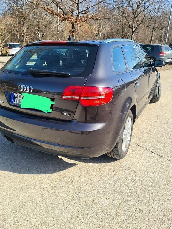Gebraucht Audi A3 Ambiente 125 PS (91 kW) 2012 Schwarz Kleinwagen