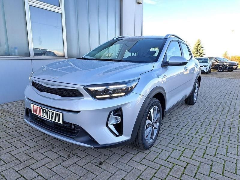 Silber Neu 2026 Kia Stonic SUV | 21.490 € (Superpreis) - Bild 1/4