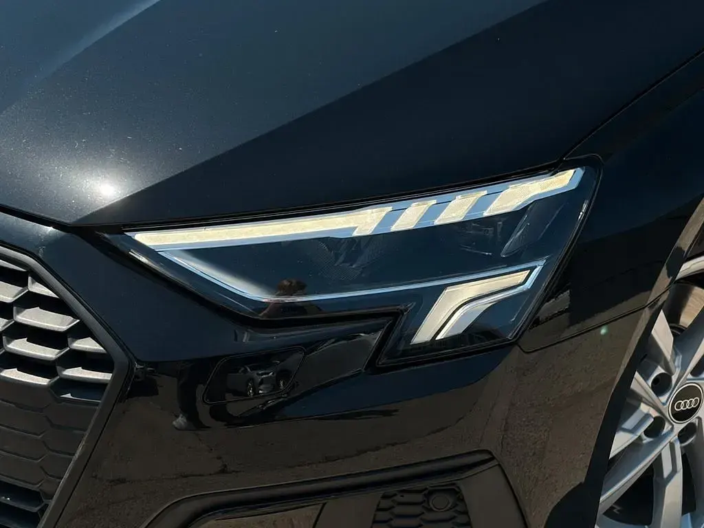 Gebraucht Audi A3 Ambiente 204 PS (150 kW) 2022 Mythosschwarz Limousine