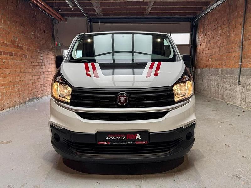Gebraucht Fiat Talento Basis 125 PS (91 kW) 2017 Colore esterno (perlweiss) Van / Kleinbus