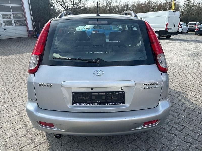 Gebraucht Chevrolet Tacuma CDX 121 PS (88 kW) 2004 Silber Van / Kleinbus