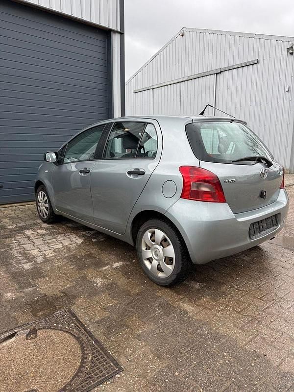 Gebraucht Toyota Yaris 87 PS (63 kW) 2009 Kleinwagen