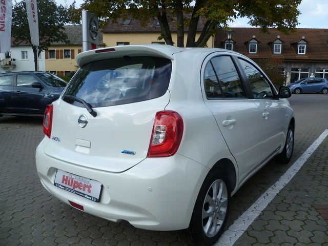 Gebraucht Nissan Micra Acenta 98 PS (72 kW) 2015 Weiß metallic Kleinwagen