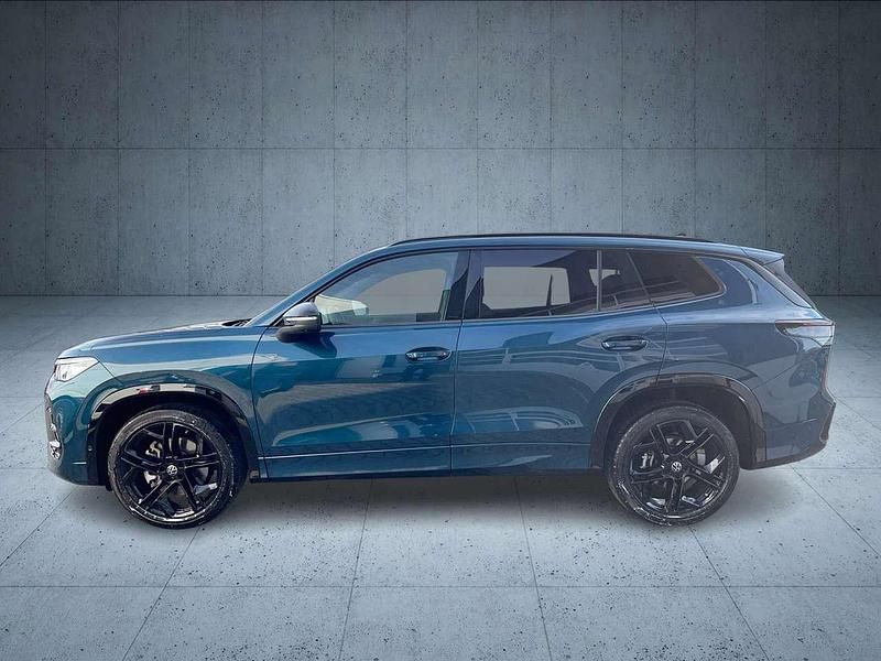 Gebraucht VW Tayron R-line 193 PS (141 kW) 2025 Nightshade blue metallic SUV