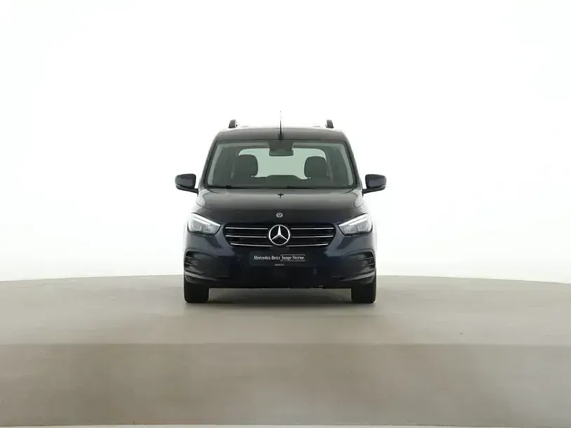 Gebraucht Mercedes T180 Progressive 116 PS (85 kW) 2025 Blau Van / Kleinbus