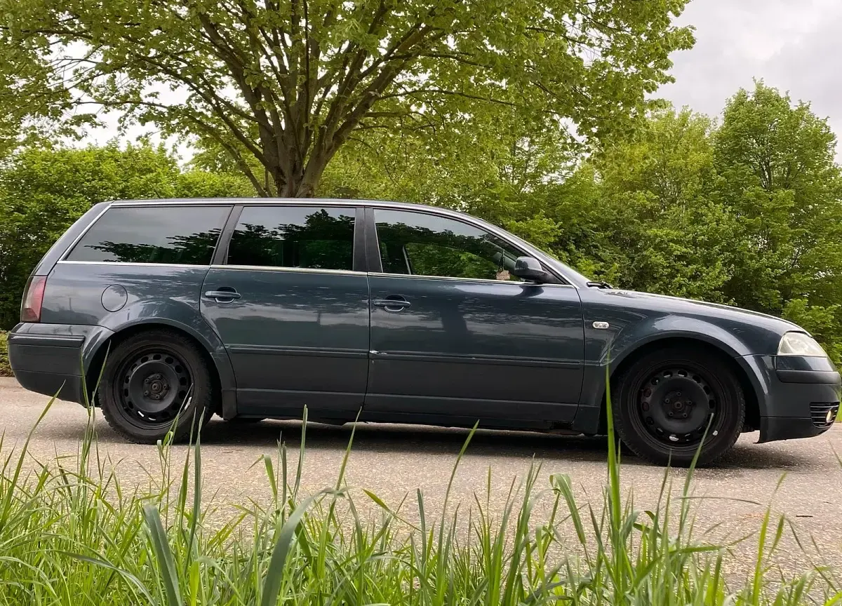 Gebraucht VW Passat 150 PS (110 kW) 2003 Grau Kombi