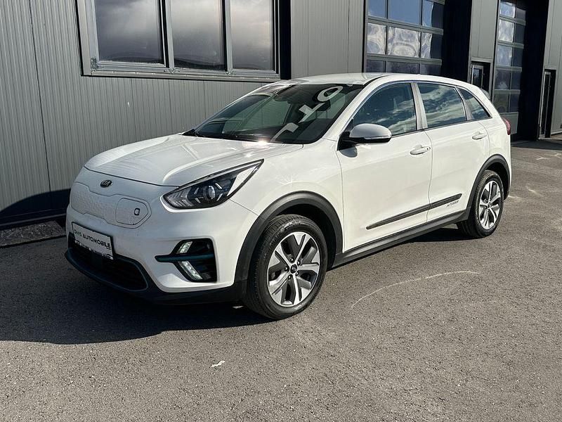 Gebraucht Kia e-Niro 150 kW (204 PS) 2020 Weiß SUV