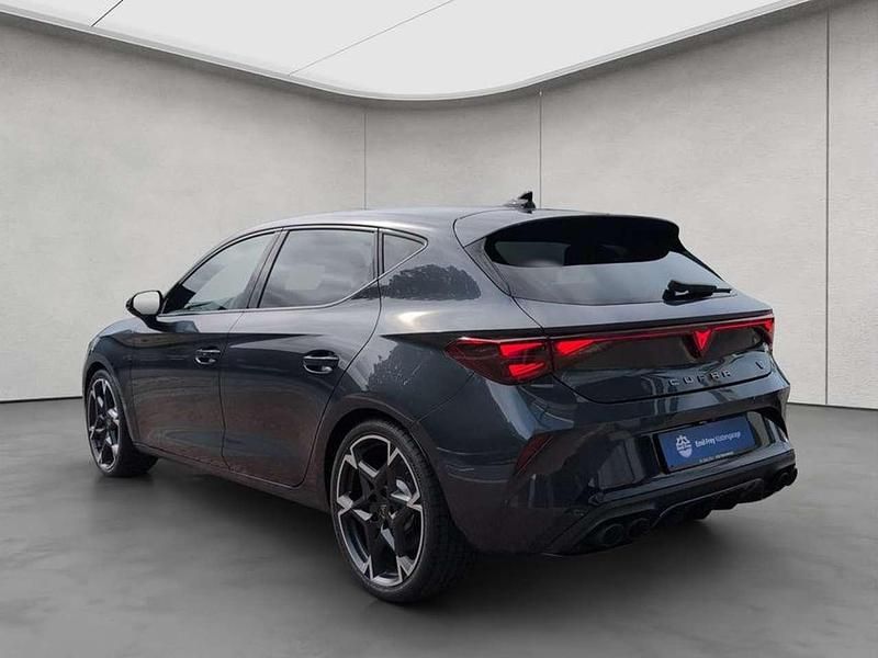 Gebraucht Cupra Leon VZ 300 PS (220 kW) 2025 Grau Limousine