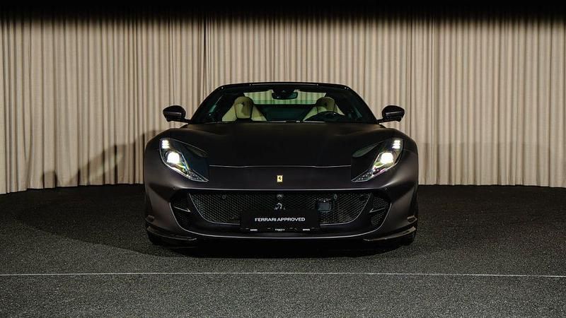 Gebraucht Ferrari 812 799 PS (587 kW) 2020 Grau Cabrio