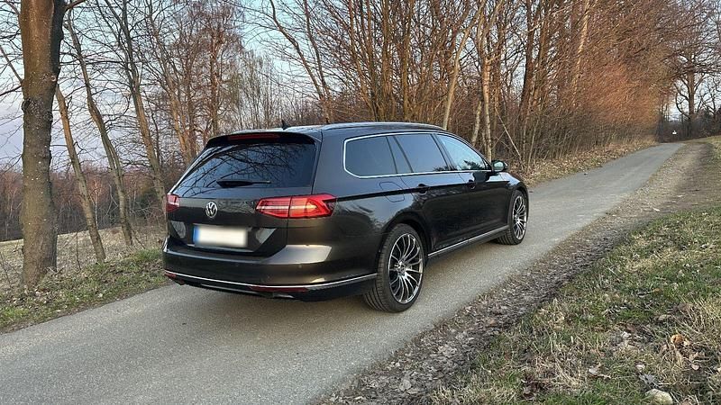 Gebraucht VW Passat 190 PS (139 kW) 2015 Braun Kombi