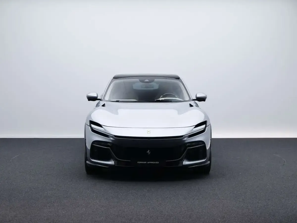 Gebraucht Ferrari Purosangue 725 PS (533 kW) 2025 Grau SUV