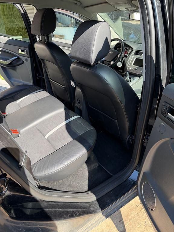 Gebraucht Ford Kuga Titanium 140 PS (102 kW) 2011 Schwarz SUV