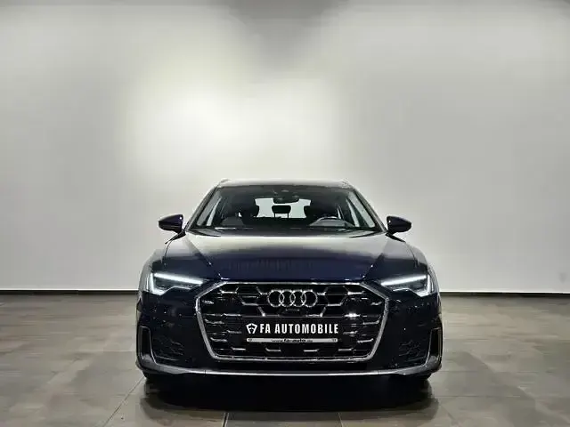 Gebraucht Audi A6 S-Line 299 PS (219 kW) 2023 Firmamentblau metallic (metallic) Kombi