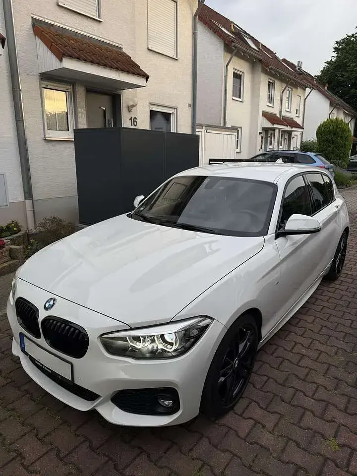 Gebraucht BMW 125 M Sport 224 PS (164 kW) 2019 Weiß Kleinwagen