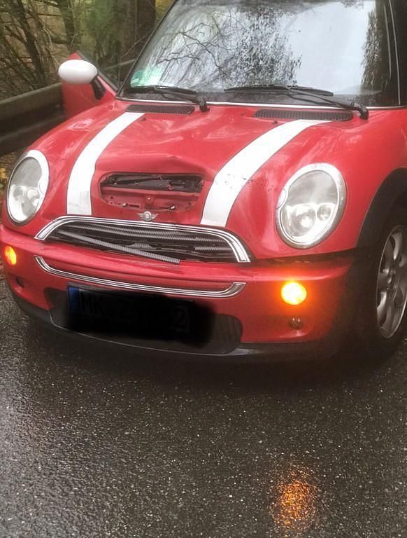 Rot Gebraucht 2004 Mini Cooper S Kleinwagen | 2.500 € - Bild 1/4