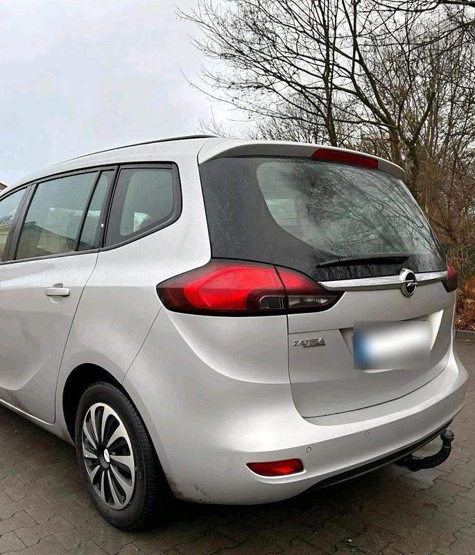 Gebraucht Opel Zafira Tourer 120 PS (88 kW) 2012 Silber Van / Kleinbus