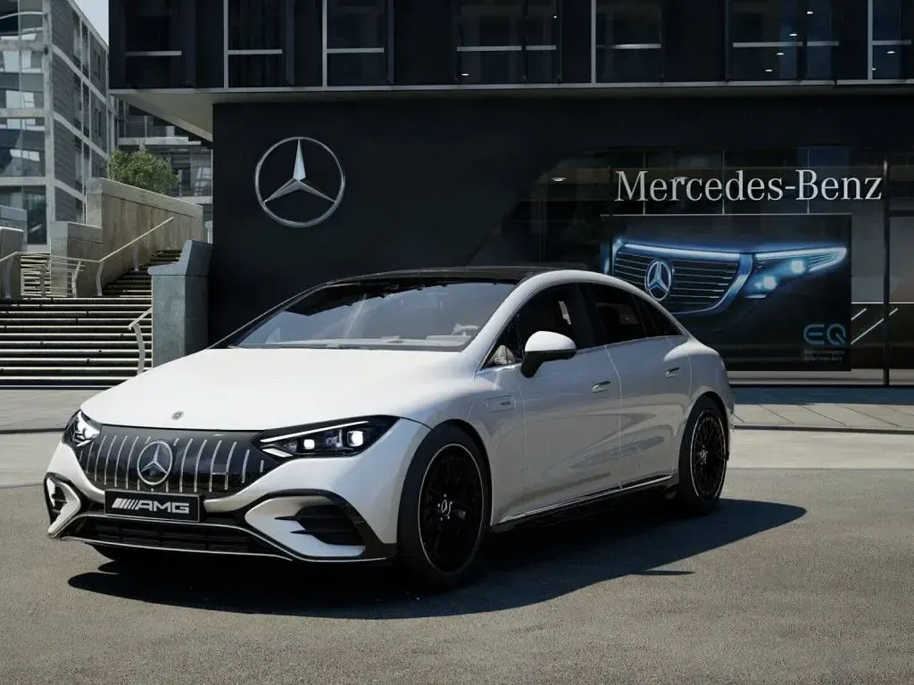 Gebraucht Mercedes EQE AMG 43 Premium Plus 350 kW (476 PS) 2022 Weiss / opalithweiß Limousine