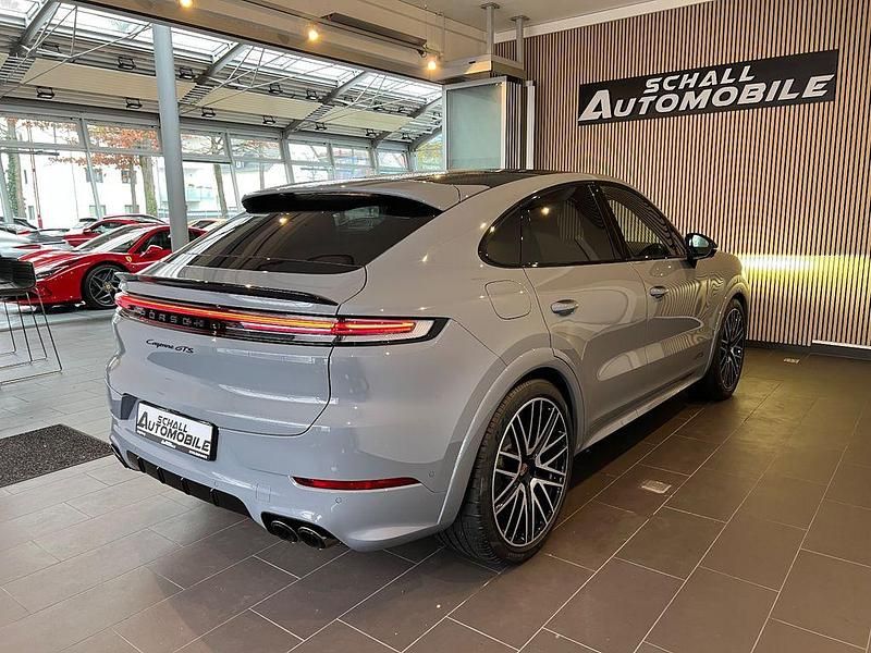 Ny Porsche Cayenne Coupe 500 HK (367 kW) 2025 Grå Coupe