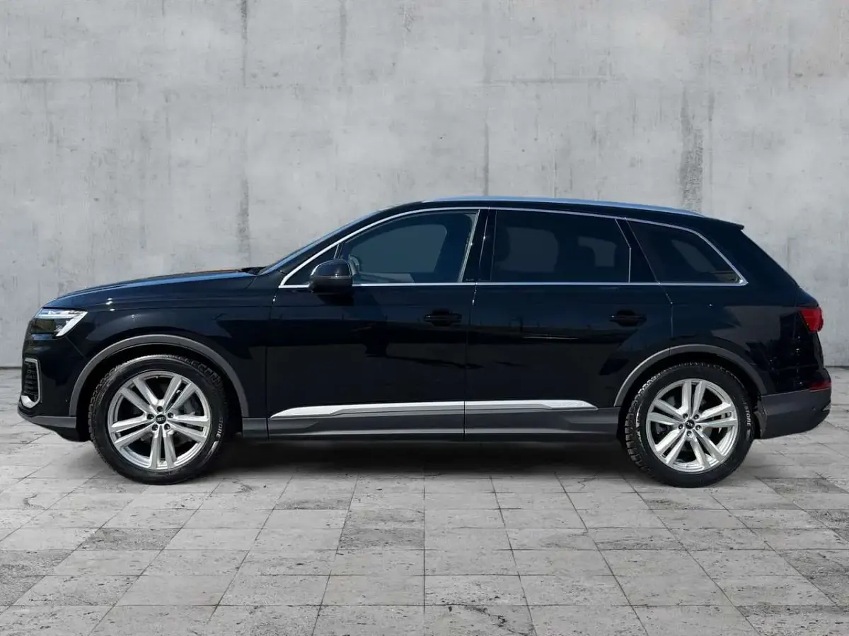 Gebraucht Audi Q7 Ambiente 340 PS (250 kW) 2025 Mythosschwarz metallic SUV