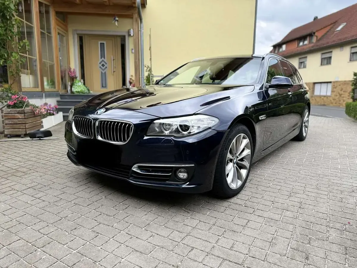 Gebraucht BMW 530 Luxury Line 258 PS (189 kW) 2014 Kombi